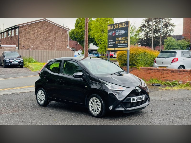 Black Toyota Aygo 1.0 VVT-i x-play Hatchback 5dr Petrol Manual Euro 6 71 ps