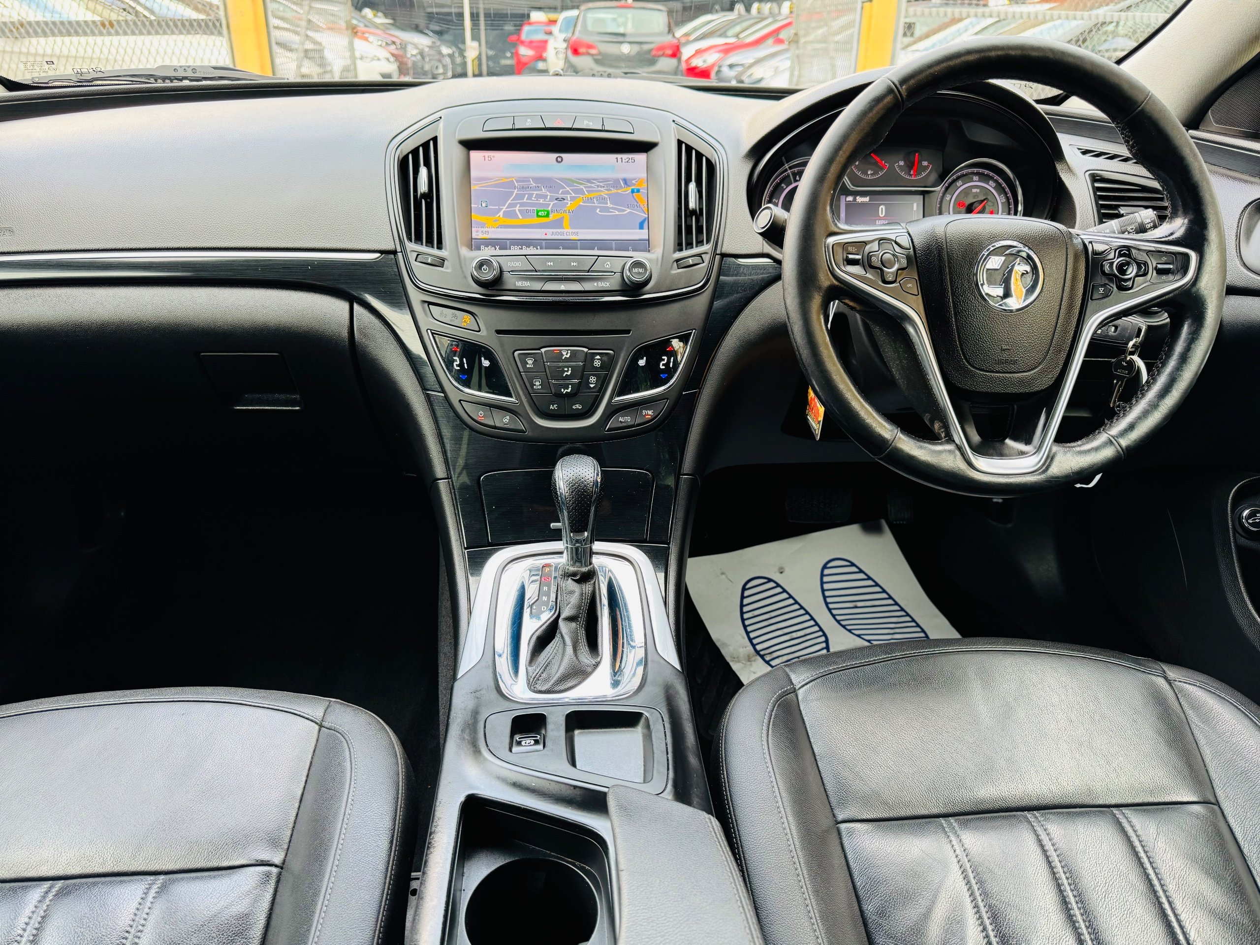 Used 2016 Vauxhall Insignia ELITE NAV CDTI 5Door for sale in Oldbury